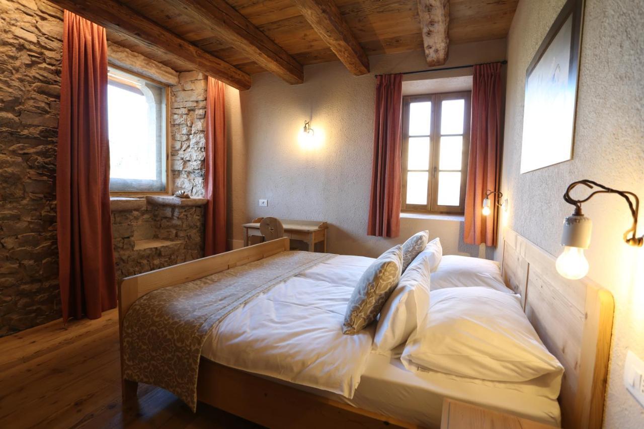 サンゼーノ Agritur Ciastelヴィラ エクステリア 写真