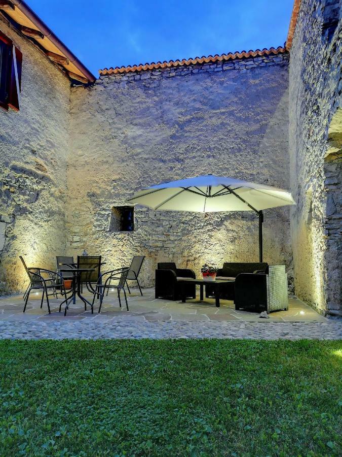 サンゼーノ Agritur Ciastelヴィラ エクステリア 写真